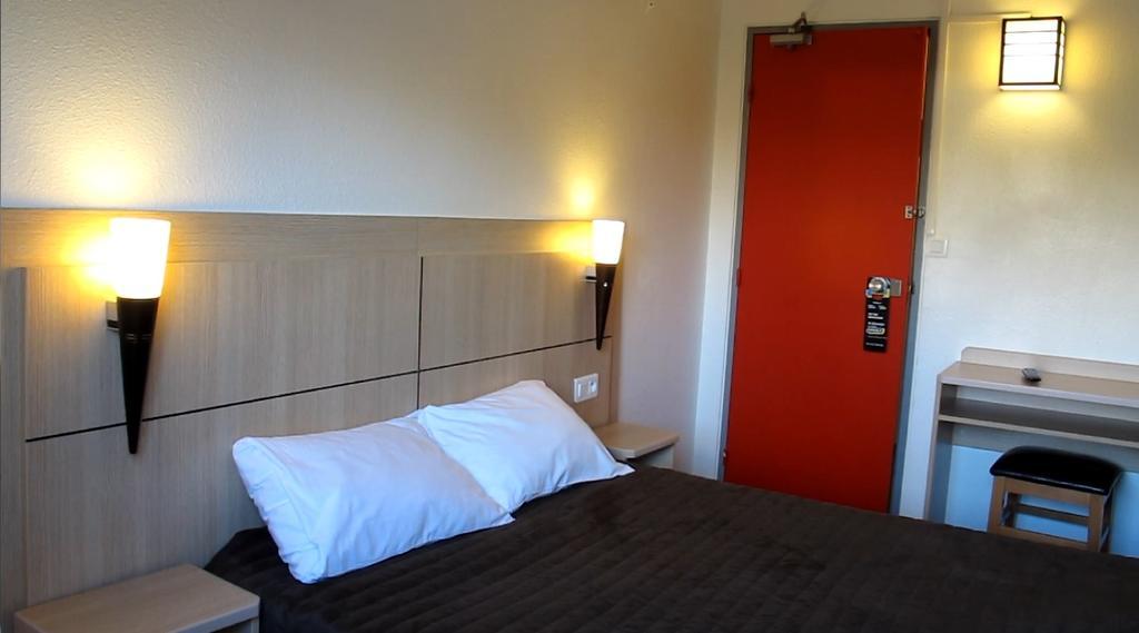 Hotel Class'Eco Courcouronnes Buitenkant foto
