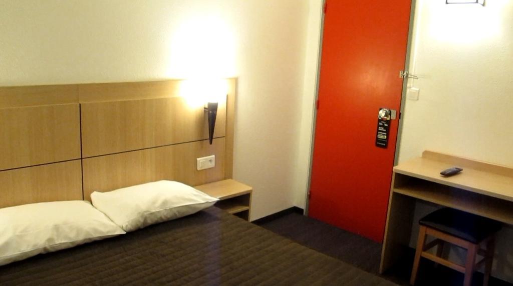 Hotel Class'Eco Courcouronnes Buitenkant foto