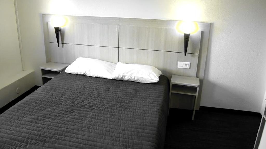 Hotel Class'Eco Courcouronnes Buitenkant foto