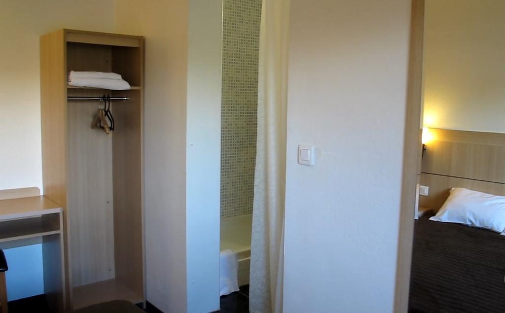 Hotel Class'Eco Courcouronnes Buitenkant foto